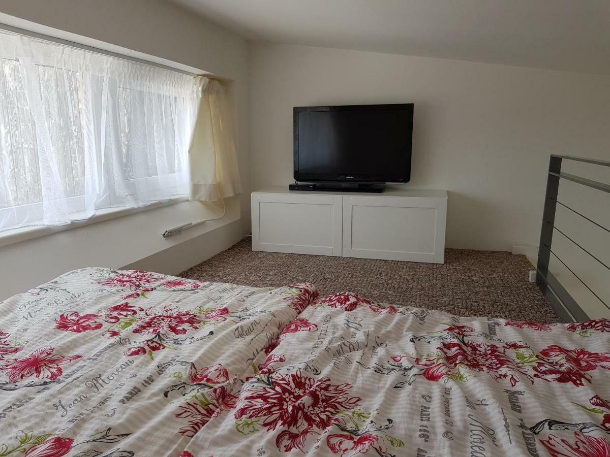 Loucna Pod Klinovcem 124/1 Apartment Bagian luar foto